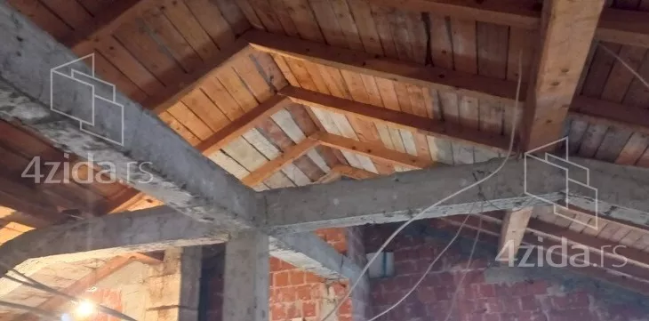 4-etažna kuća | 4zida