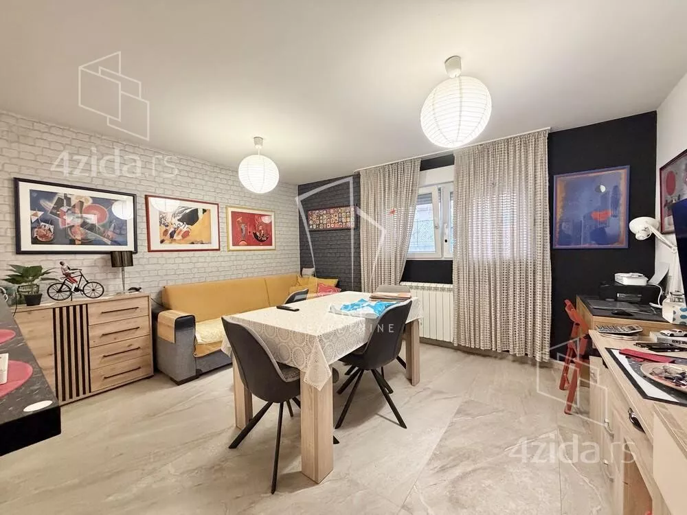 3-etažna kuća | 4zida