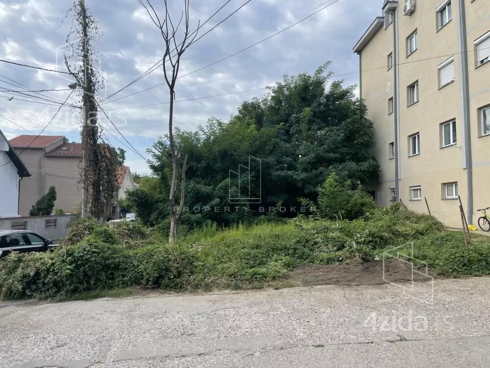 Građevinsko zemljište | 4zida