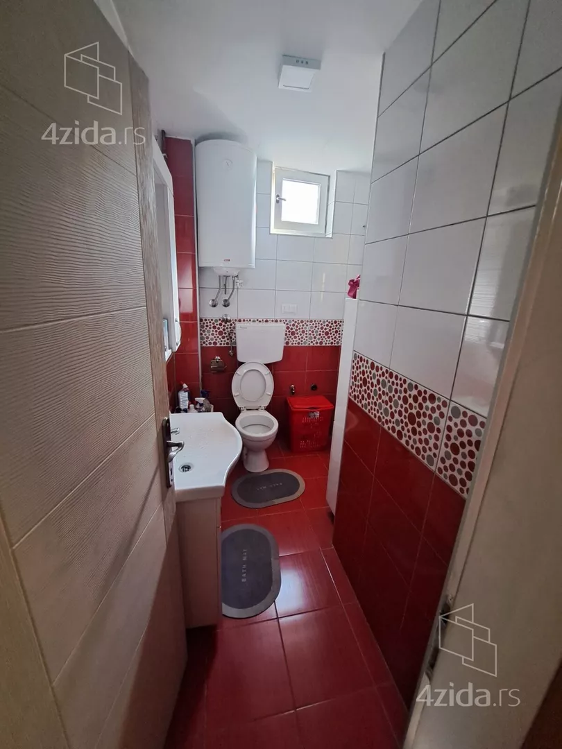 4-etažna kuća | 4zida