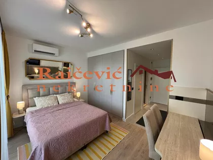 Hercegovacka | 4zida.rs