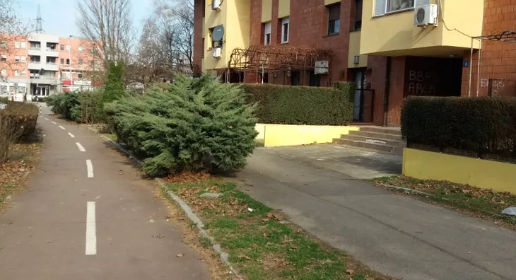 Poslovni prostor | 4zida