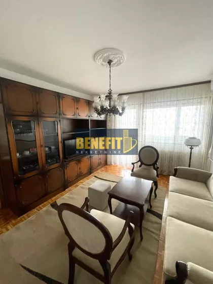 Karađorđev Trg | 4zida.rs