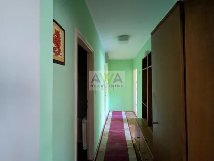 Nova Selenča | 4zida.rs