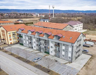 Srebrno Jezero | 4zida.rs