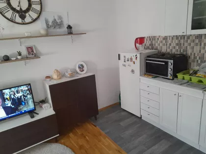 Lađarska | 4zida.rs