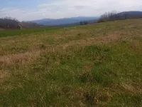 Kusovac , Okolne lokacije, Knić | 4zida.rs