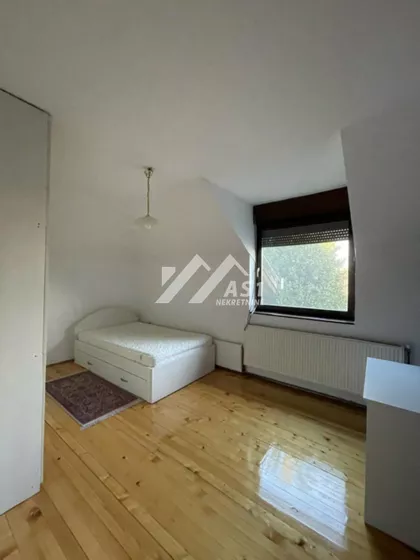 Petefi Šandora | 4zida.rs