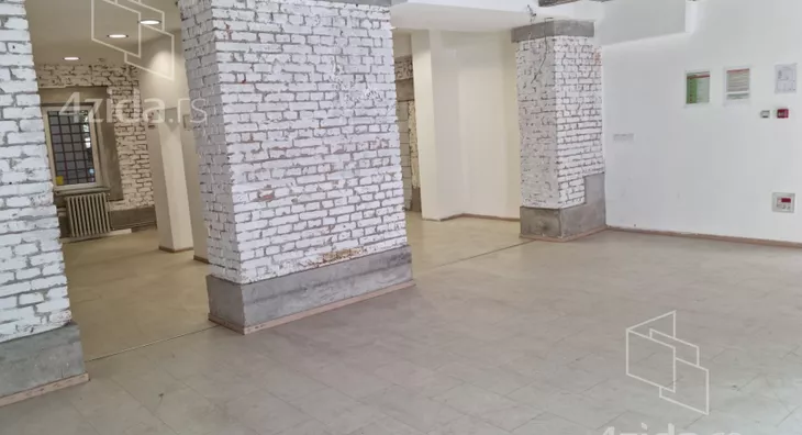 Poslovni prostor | 4zida