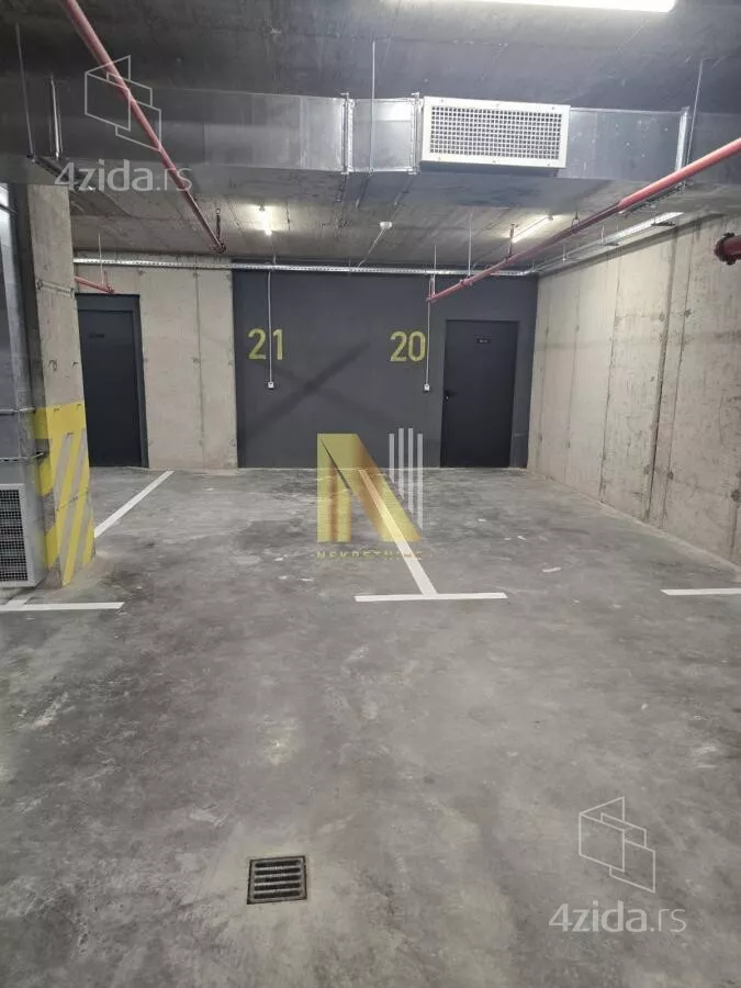 Poslovni prostor | 4zida