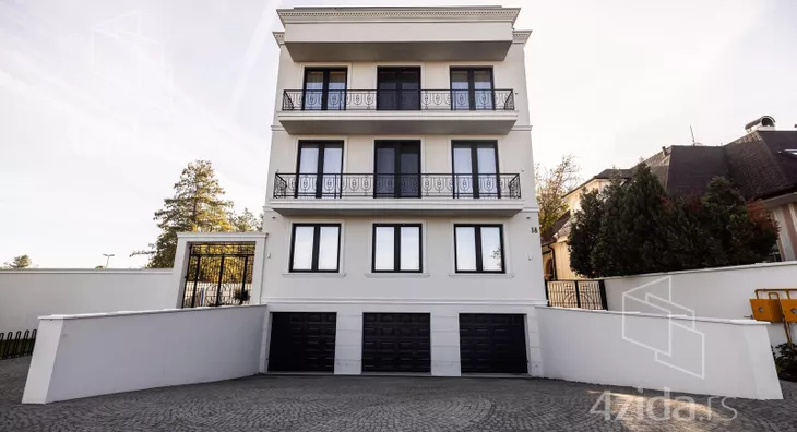 Petosoban stan | 4zida