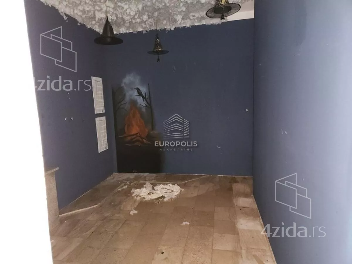 Lokal | 4zida