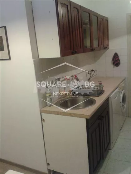 Ustanička | 4zida.rs