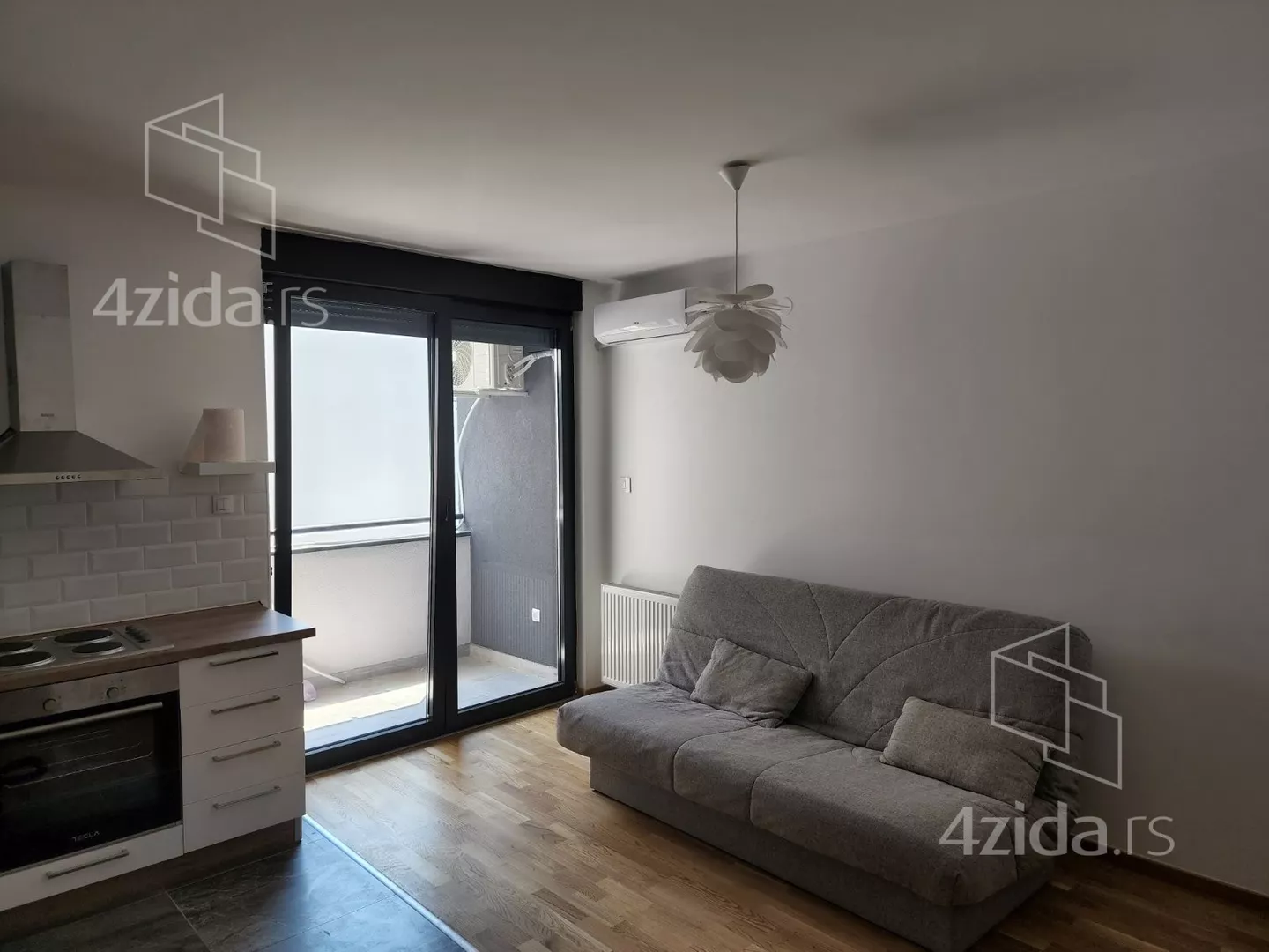 Garsonjera | 4zida