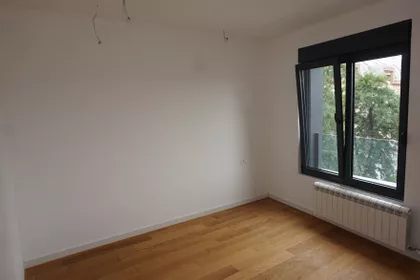 Južni Bulevar | 4zida.rs