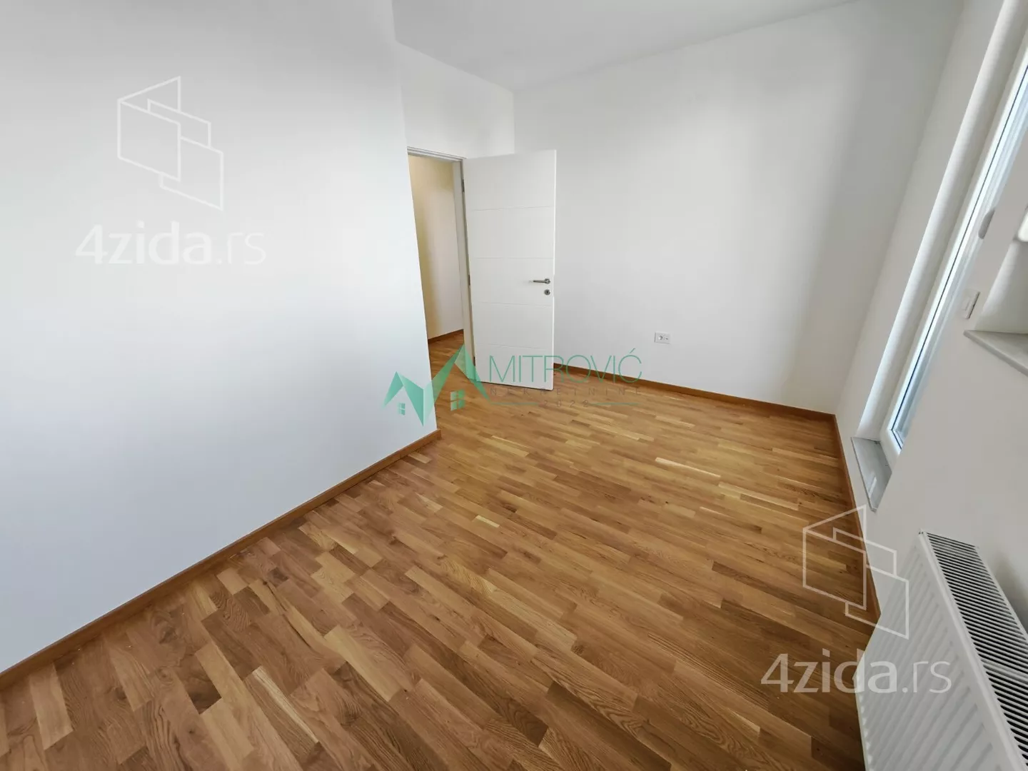 Troiposoban stan | 4zida