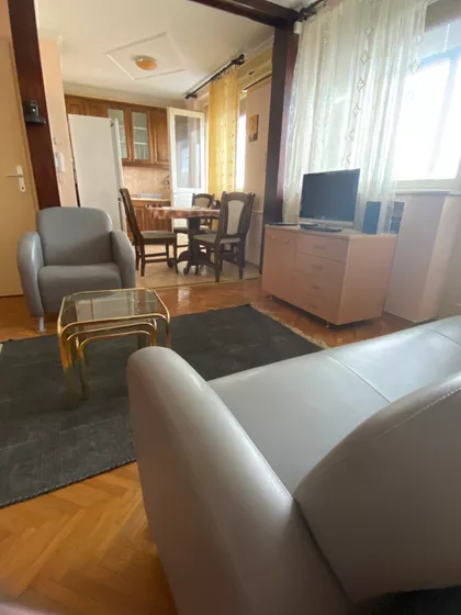 Zvezdarska Šuma | 4zida.rs