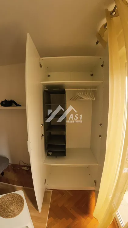 Hadži Ruvimova | 4zida.rs