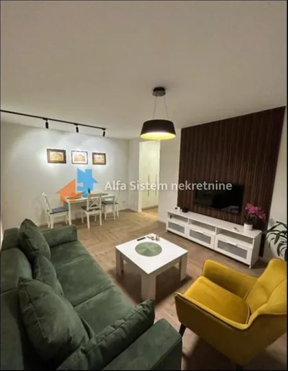 Slavujev Venac | 4zida.rs