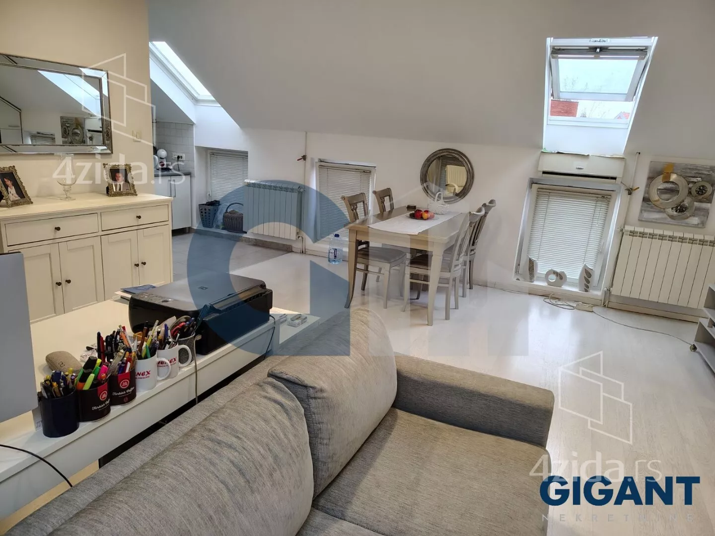 Petosoban stan | 4zida