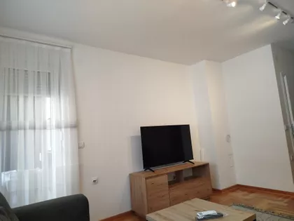 Stojana Andrića 20 | 4zida.rs