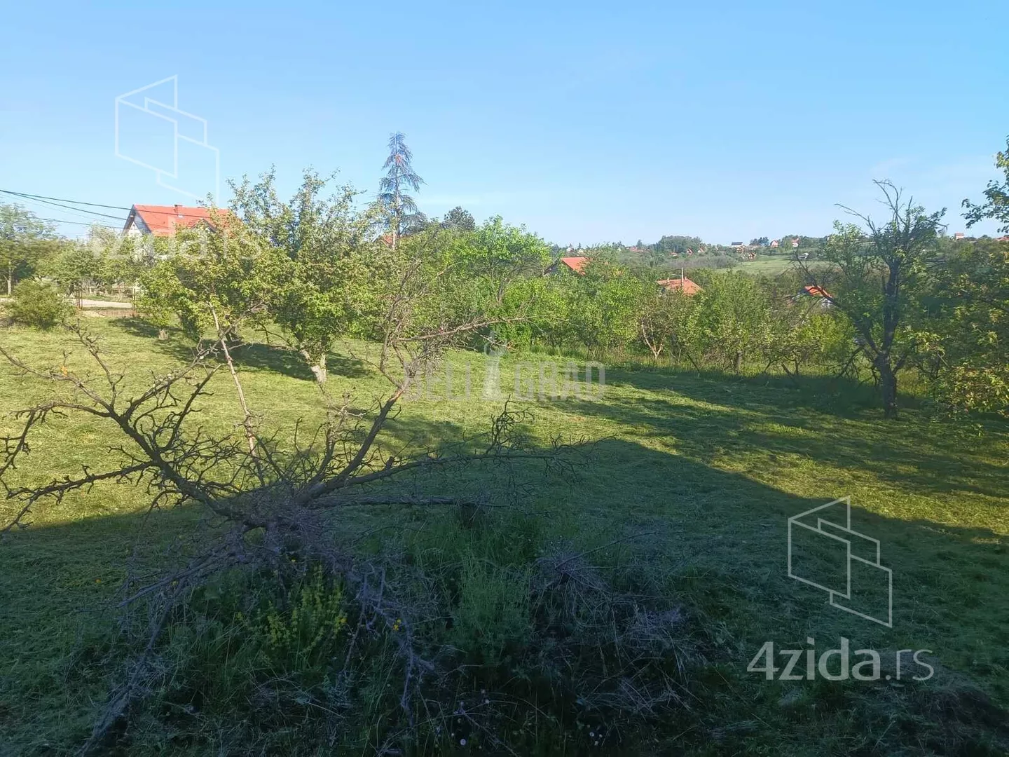 Plac | 4zida