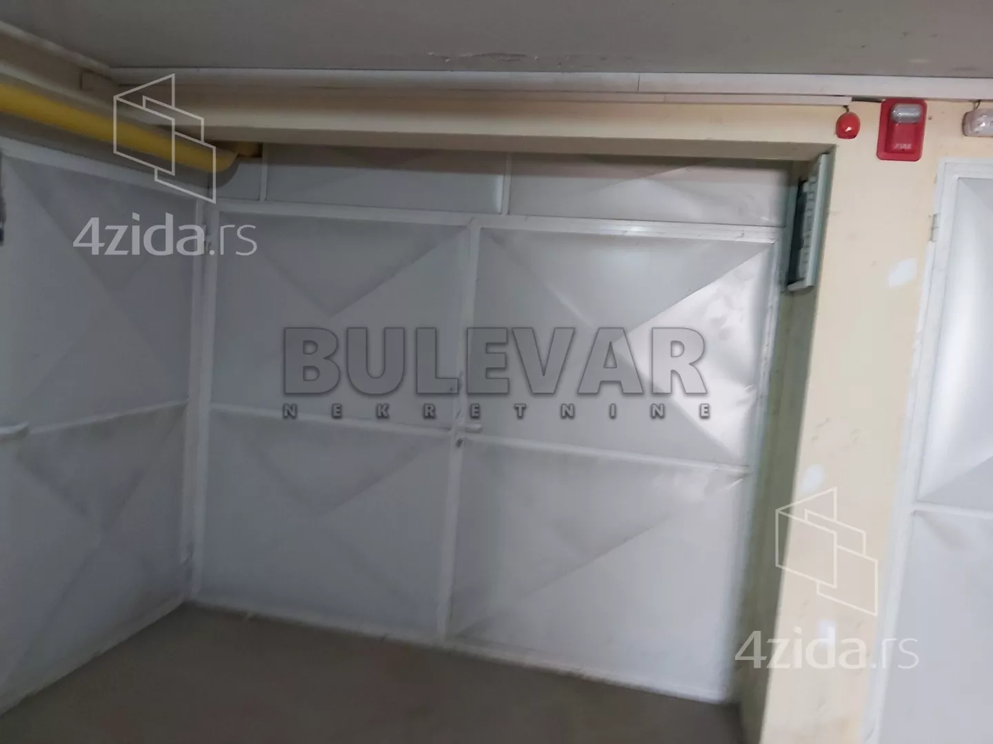 Garaža | 4zida