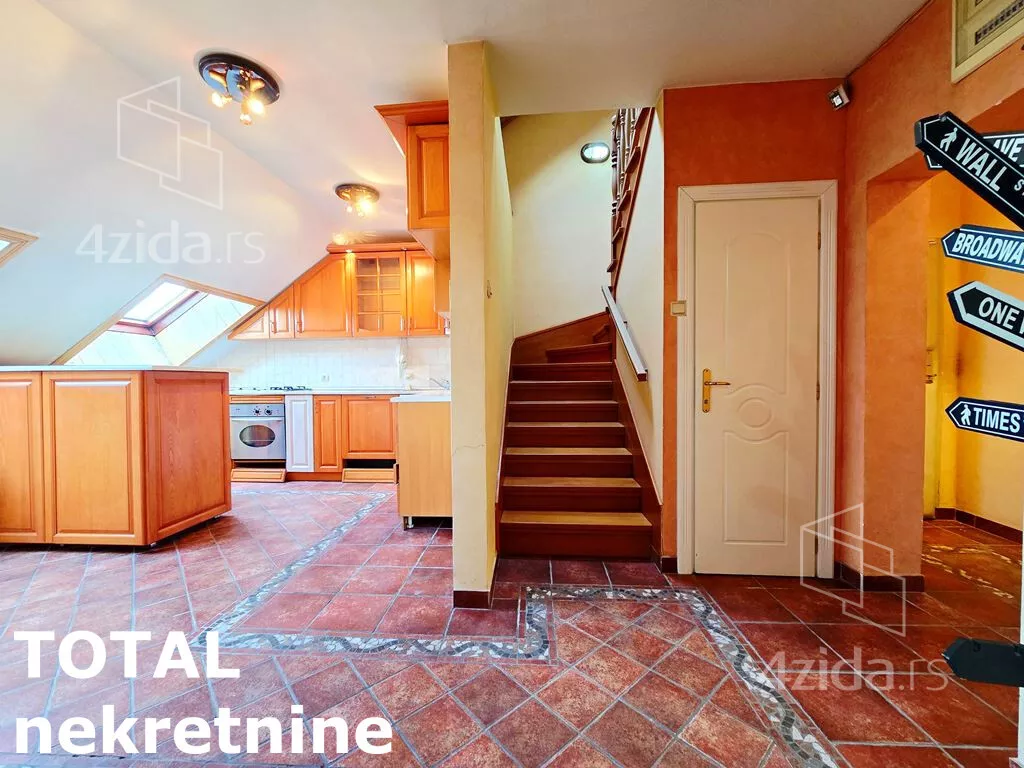 Petosoban stan | 4zida