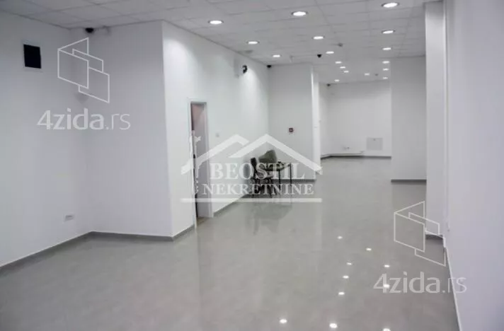 Lokal | 4zida