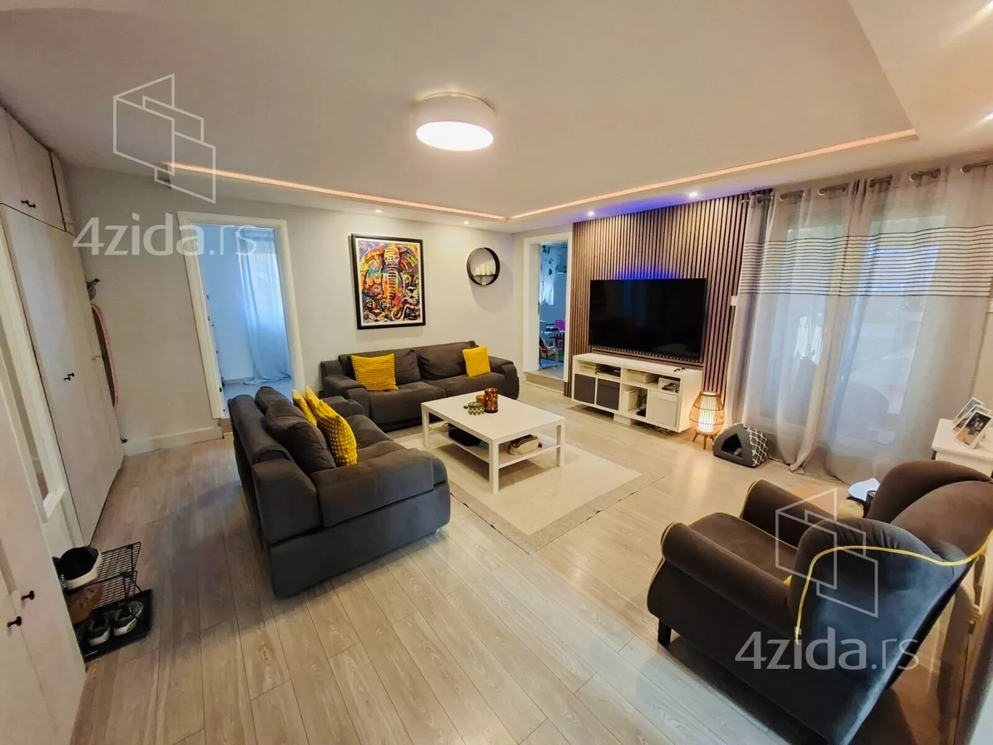 Dvoiposoban stan | 4zida