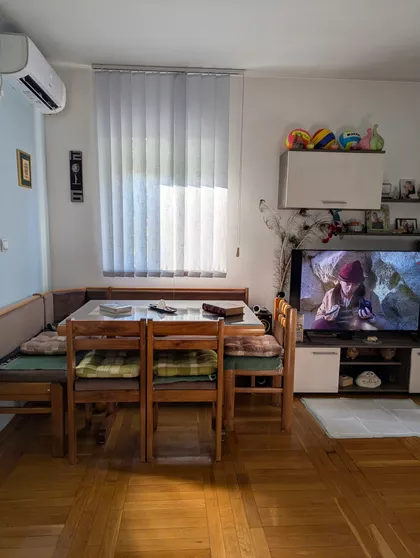 Prvoborca | 4zida.rs