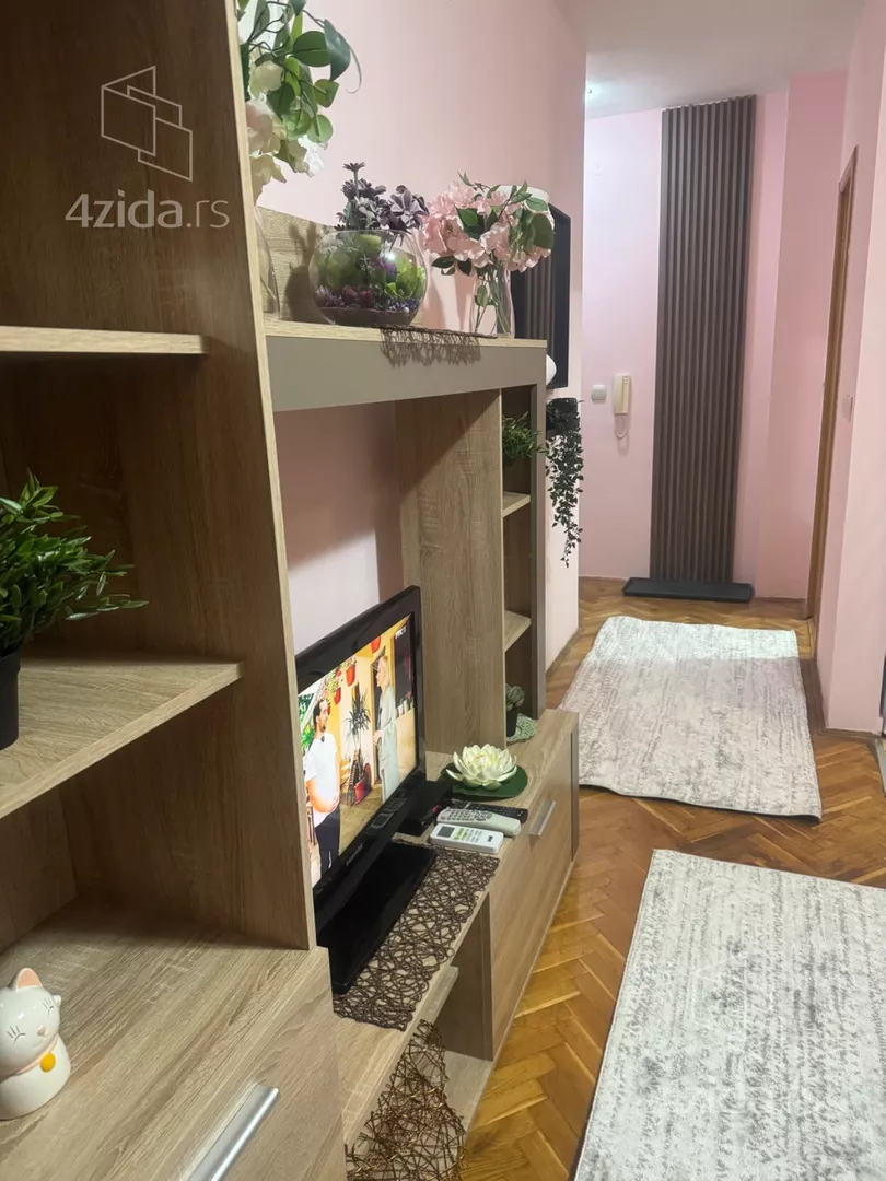 Garsonjera | 4zida