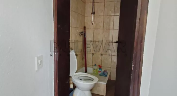 Lokal | 4zida