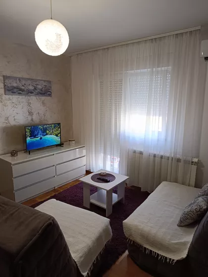 Vojvode Vlahovića Zvezdara | 4zida.rs