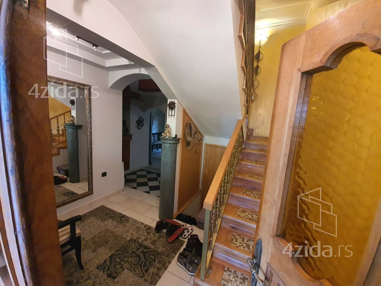 3-etažna kuća | 4zida