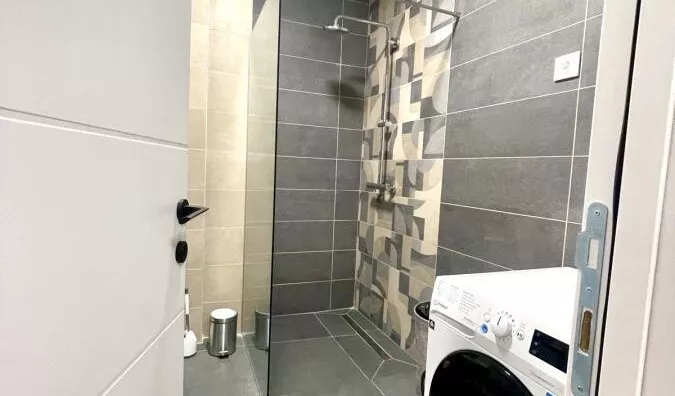 Četvoroiposoban stan | 4zida