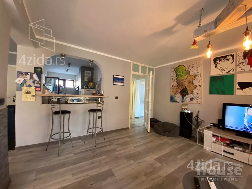 Četvorosoban stan | 4zida