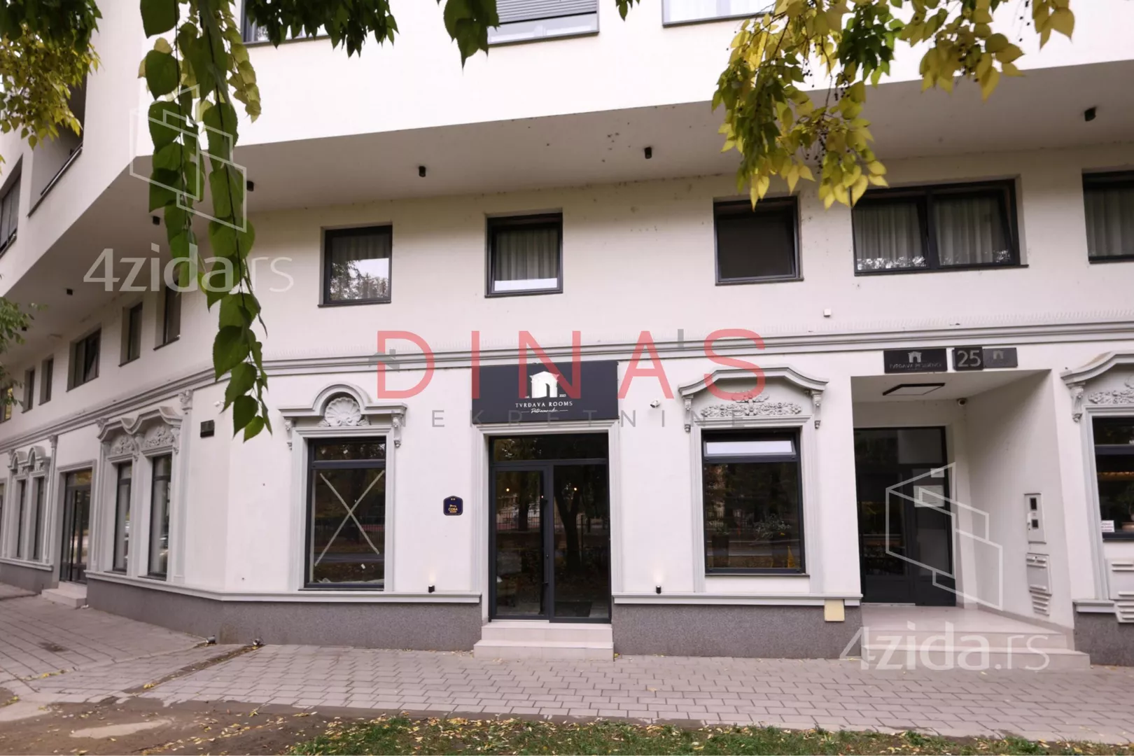 Poslovni prostor | 4zida