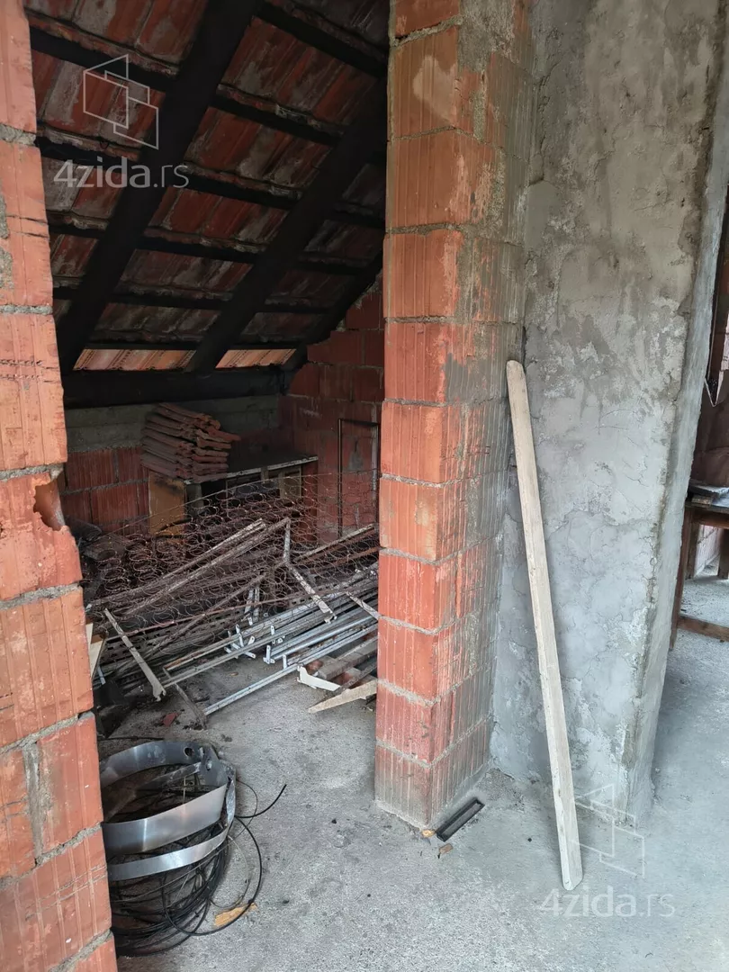 3-etažna kuća | 4zida