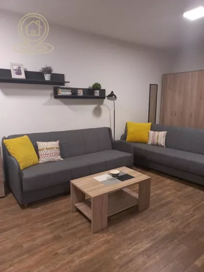 Bose Milićevic | 4zida.rs