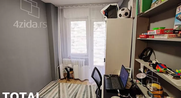 Troiposoban stan | 4zida