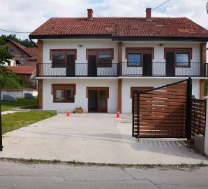 Bagdala, Gradske lokacije, Kruševac, troeatažna | 4zida.rs