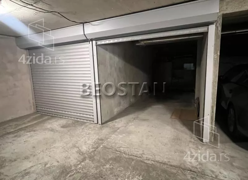 Garaža | 4zida