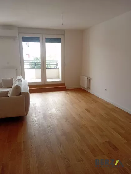 Bulevar Patrijarha Pavla (Somborski Bulevar) | 4zida.rs