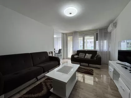 Nedeljka Gvozdenovića | 4zida.rs
