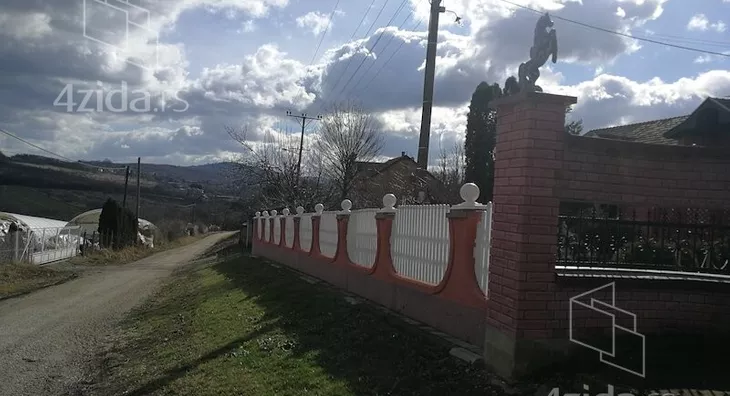 Kuća | 4zida