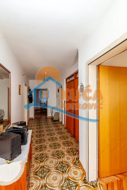 Malojastrebačka | 4zida.rs