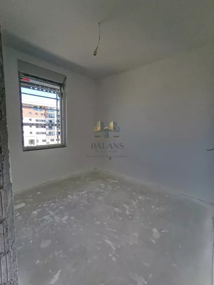 Stari Banovci | 4zida.rs