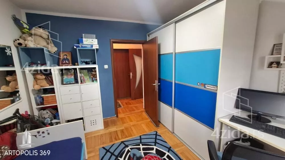 3-etažna kuća | 4zida