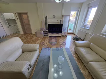 Cara Dušana | 4zida.rs